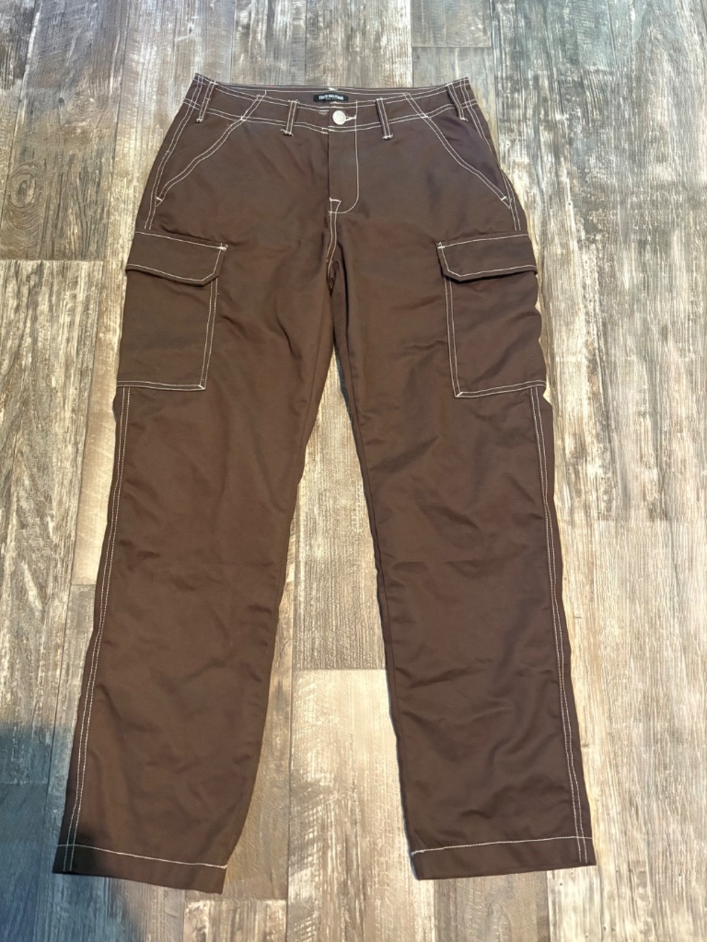 True Religion Men’s Waist Size 30 “Bracken” Cargo Pants (Brown)